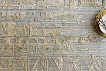 Cargar imagen en el visor de la galería, Sojourn Collection RG-02 Champagne