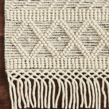 Cargar imagen en el visor de la galería, Noelle Collection NOE-02 Ivory / Black