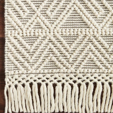 Cargar imagen en el visor de la galería, Noelle Collection NOE-07 Ivory / Grey