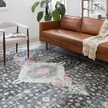Cargar imagen en el visor de la galería, Loloi Area Rugs Skye