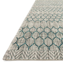 Cargar imagen en el visor de la galería, loloi rugs isle collection outdoor
